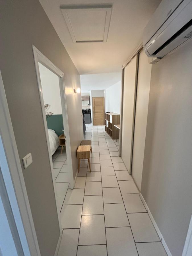 Bel Appartement 2 Chambres Au Coeur Du Village Eyragues Exterior photo